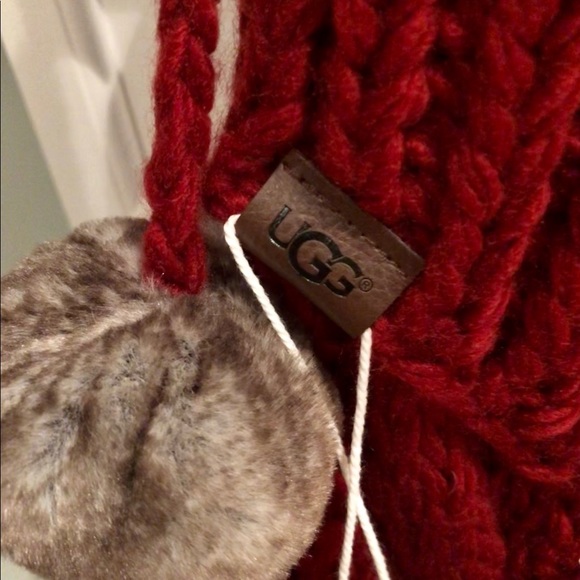 NEW UGG Cable Knit Christmas Redwood Stocking Pom - Picture 4 of 5
